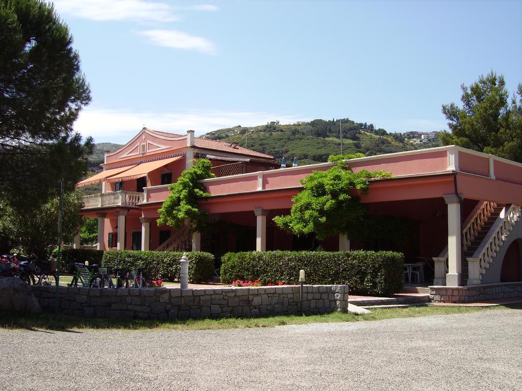 مارينا دي كامبو Pozzo Al Moro Village المظهر الخارجي الصورة